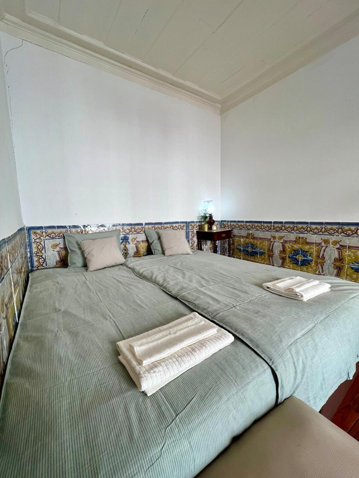 Cozy Portuguese Style Apartamento Lisboa